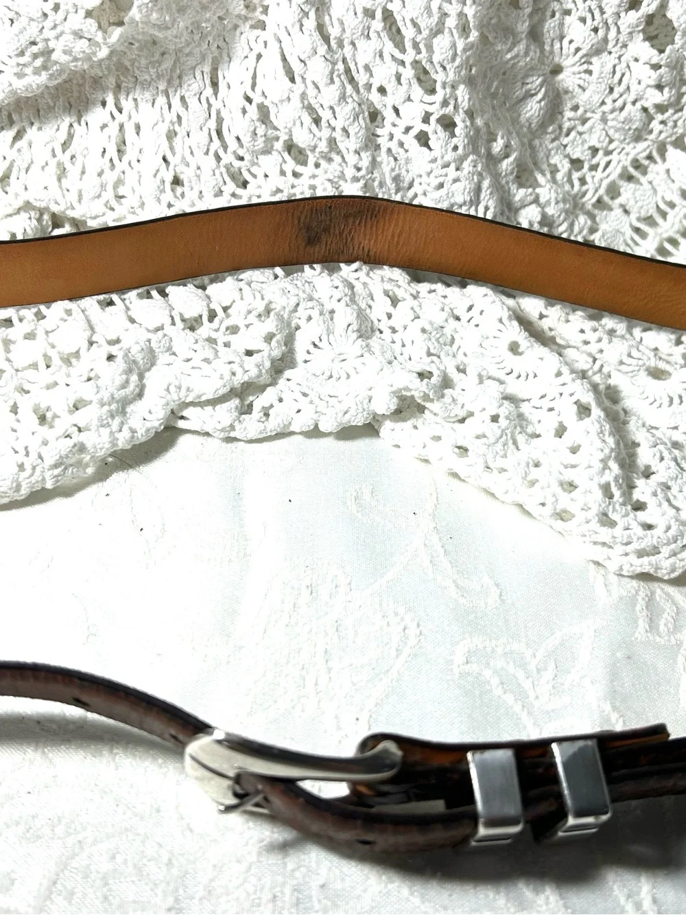 Men’s Brown Croc-Embossed Calf Leather Belt with Silver tone Buckle  Size 44